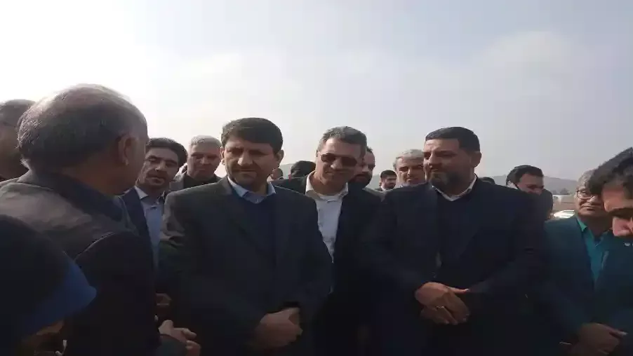 بازدید وزیر ارتباطات و فناوری اطلاعات از قطب داده شهید میری مشهد